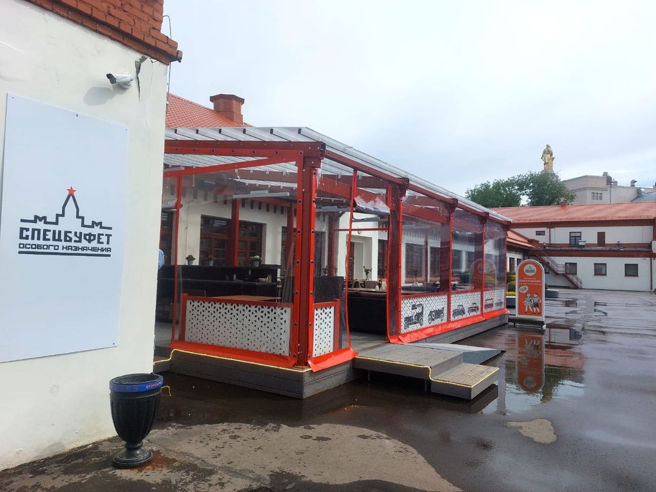 ПВХ шторы для летней террасы кафе в Лобне